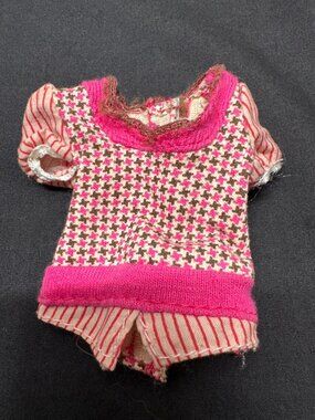 Barbie Doll My Scene Fashion Fever Hillary Duff Shirt Pink Brown